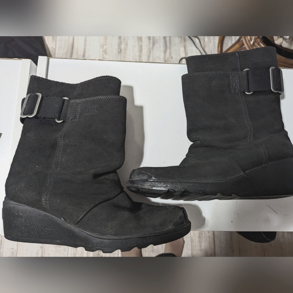 Sorel suede boots - Picture 2 of 4
